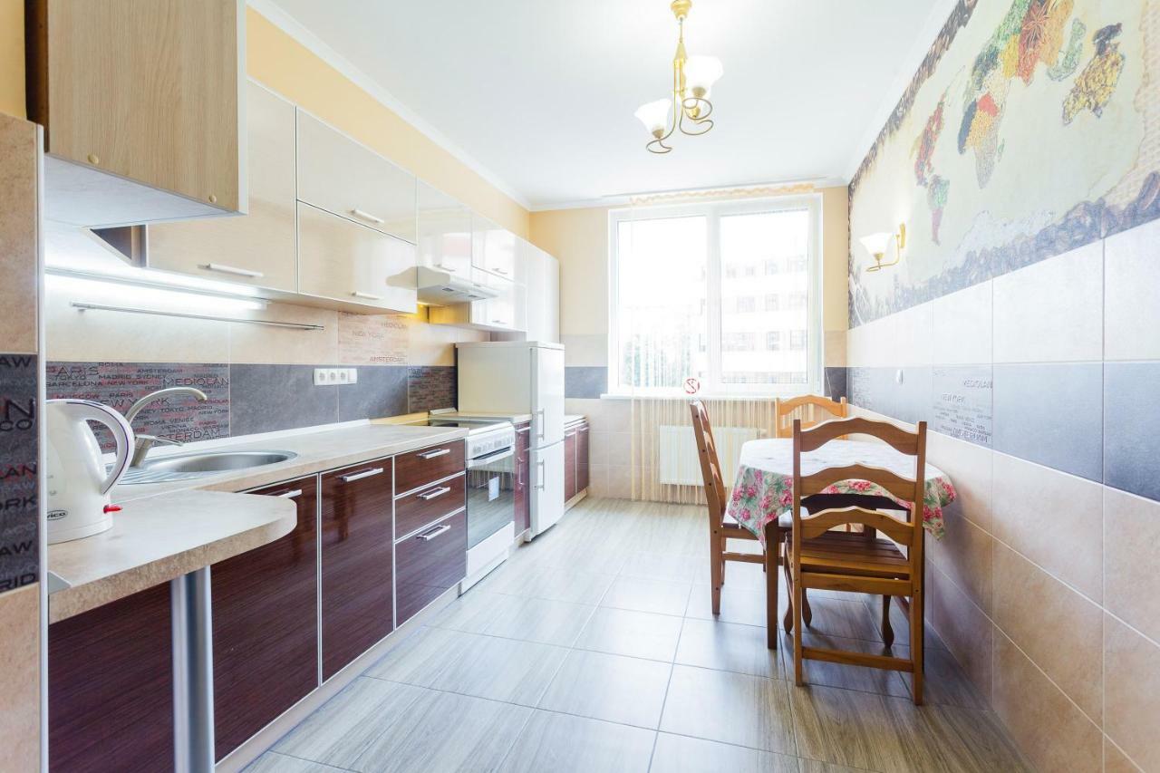 Солнечная Квартира На Ломоносова 71, Вднх Kiev Exterior foto